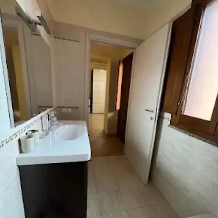 Cozy House With Terrace In Pula, 85 M², Garden