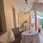 Cozy House With Terrace In Pula, 85 M², Garden *