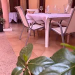 Cozy House With Terrace In Pula, 85 M², Garden 別荘 プーラ
