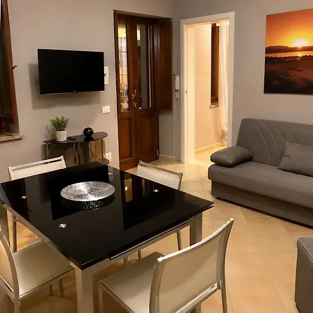 Cozy House With Terrace In Pula, 85 M², Garden * Pula